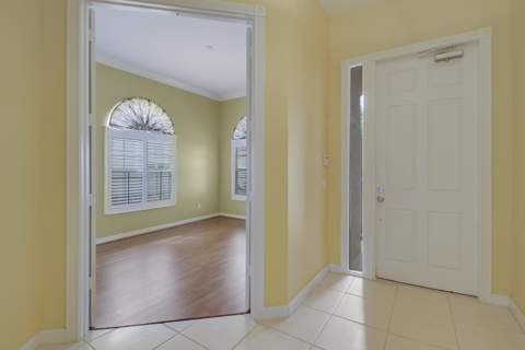 10755 Wharton Way, Palm Beach Gardens FL - photo 23 of 59