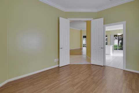10755 Wharton Way, Palm Beach Gardens FL - photo 21 of 59