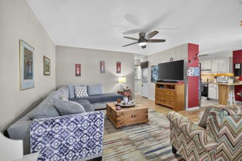 810 Lake Shore Drive #25, Lake Park FL - photo 7 of 25