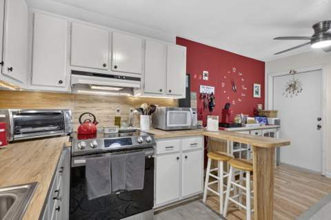 810 Lake Shore Drive #25, Lake Park FL - photo 15 of 25