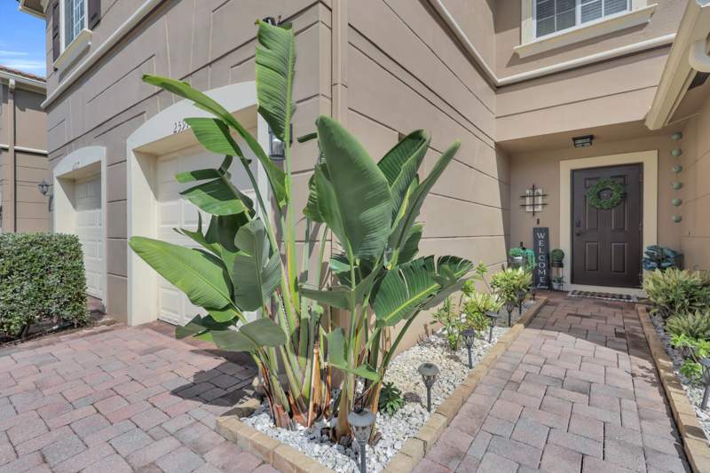 3 bedroom Townhouse at 2591 SW Marshfield Court, Third Replat Of Portofino Isles, Port St. Lucie — photo 5