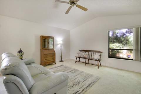 6807 SE Yorktown Drive, Hobe Sound FL - photo 15 of 40