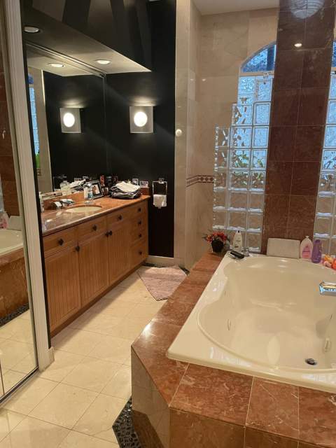 5532 Estate Oak Circle, Hollywood FL - photo 6 of 14