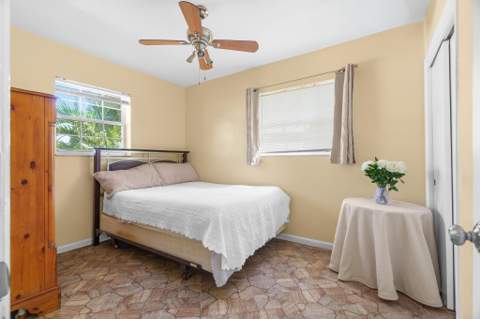 171 NE 28th Court, Boynton Beach FL - photo 21 of 56