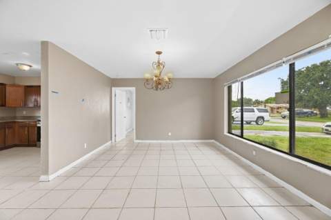 6540 Grant Court, Hollywood FL - photo 8 of 30