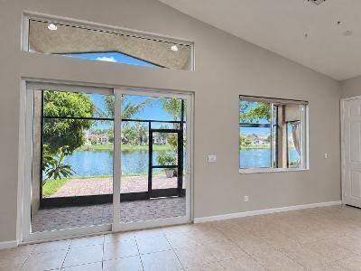 2165 SW Newport Isles Boulevard, Port St. Lucie FL - photo 6 of 27