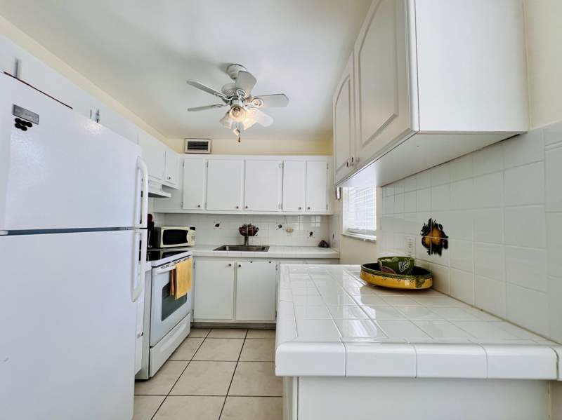 2 bedroom Condominium at 173 Dorchester H #173, Dorchester Condo, West Palm Beach — photo 4