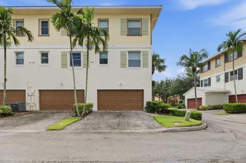 4107 Parkside Drive, Jupiter FL - photo 8 of 44