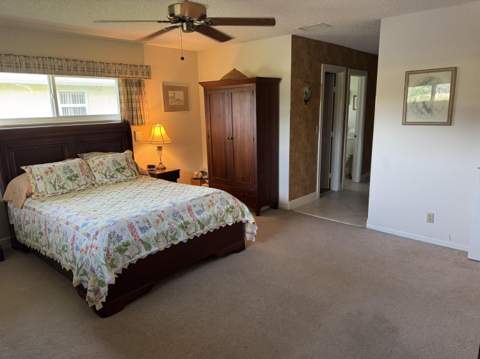10548 Greentrail Drive, Boynton Beach FL - photo 15 of 29