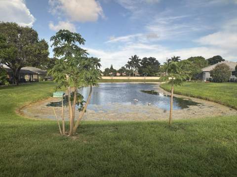 10548 Greentrail Drive, Boynton Beach FL - photo 7 of 29
