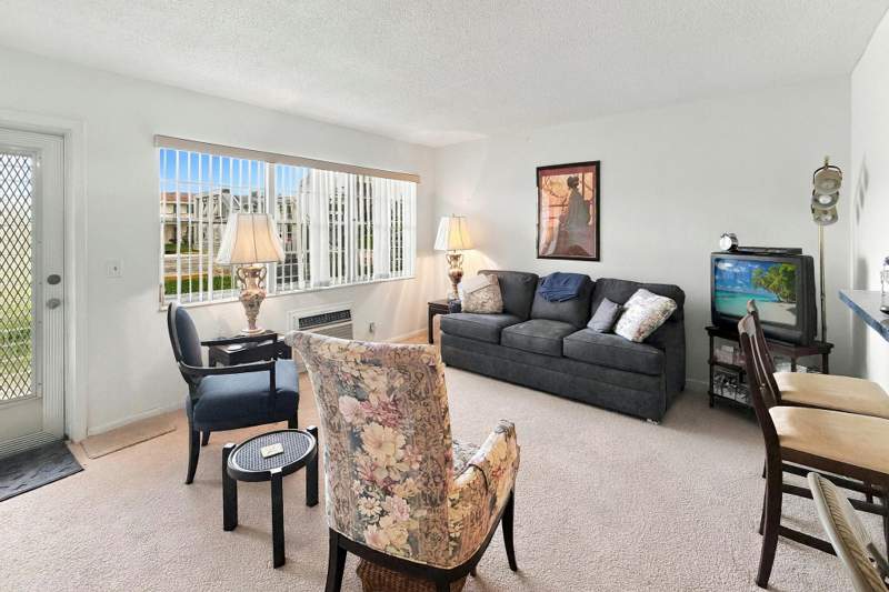 1 bedroom Condominium at 339 Northampton Q, Northampton Condos, West Palm Beach — photo 4