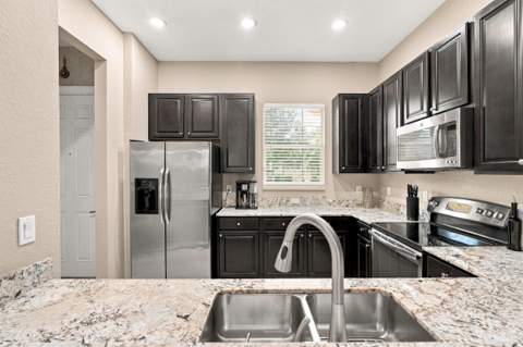 10160 SW Azzo Lane, Port St. Lucie FL - photo 10 of 60