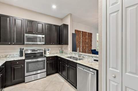 10160 SW Azzo Lane, Port St. Lucie FL - photo 8 of 60