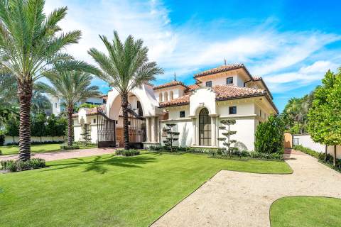 2055 Royal Palm Way, Boca Raton FL - photo 8 of 92