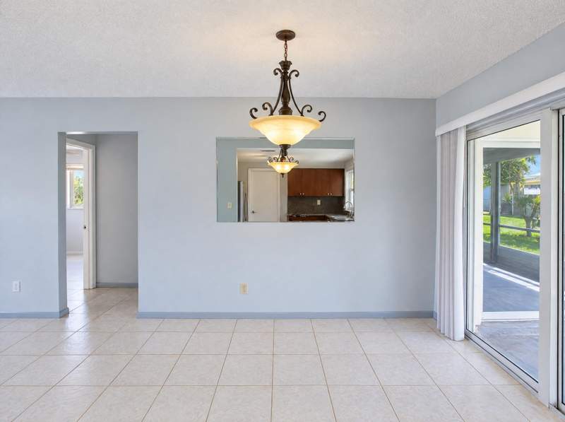 2 bedroom Single Family Residence at 1030 NW 69th Avenue, Paradise Gardens Sec 1, Margate — photo 4