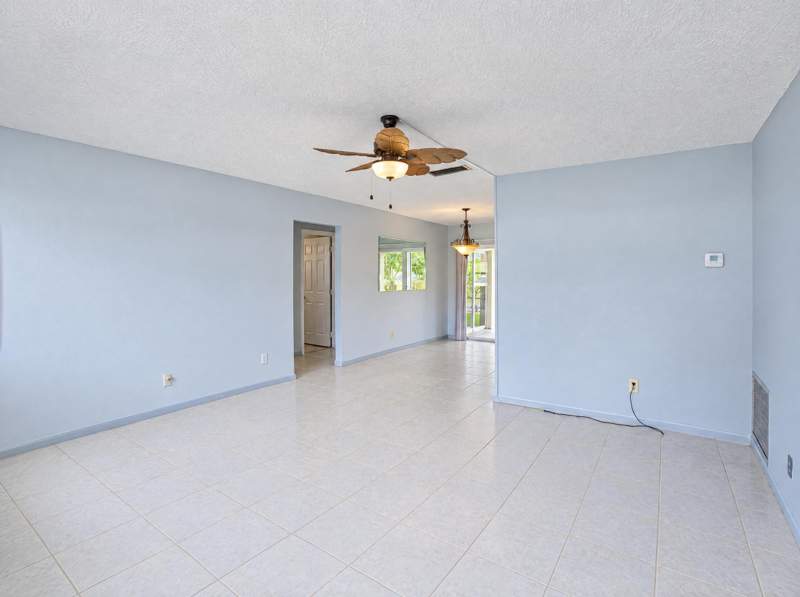 2 bedroom Single Family Residence at 1030 NW 69th Avenue, Paradise Gardens Sec 1, Margate — photo 3