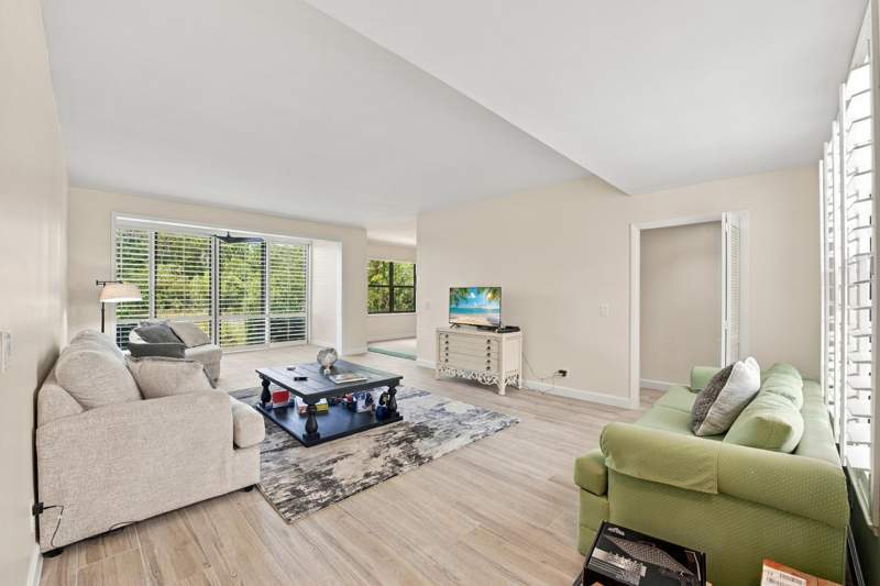 2 bedroom Condominium at 13470 Harbour Ridge Boulevard #3A, Palmetto Village, Palm City — photo 5