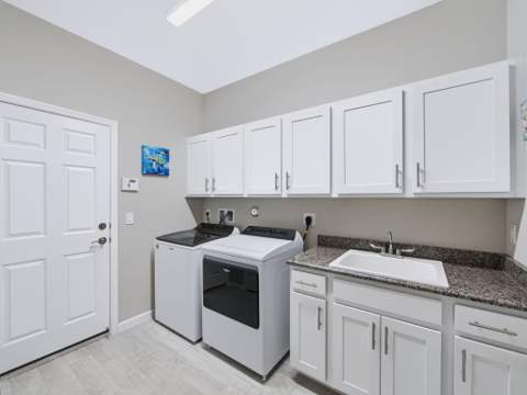 11476 SW Lake Park Drive, Port St. Lucie FL - photo 18 of 116