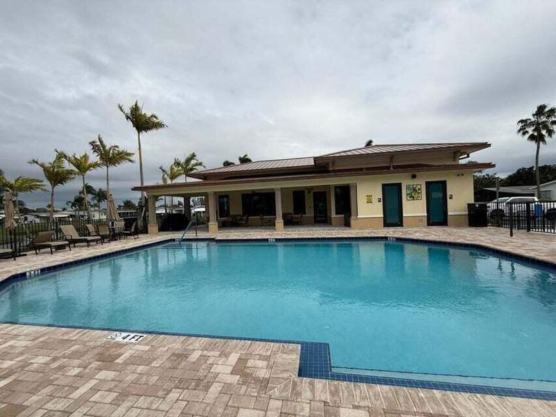 2 bedroom Manufactured Home at 6085 Seashore Drive, Palm Breezes Club, Atlantis — photo 2