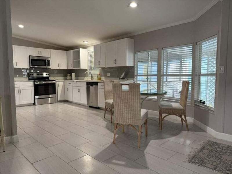 2 bedroom Manufactured Home at 6085 Seashore Drive, Palm Breezes Club, Atlantis — photo 4