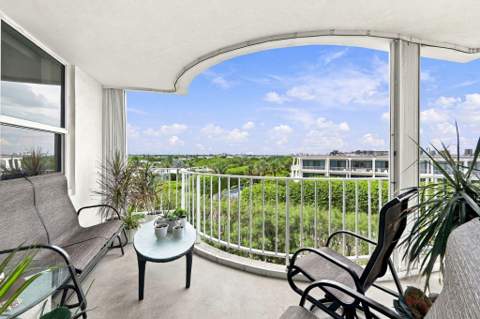 2295 S Ocean Boulevard #517, Palm Beach FL - photo 9 of 36