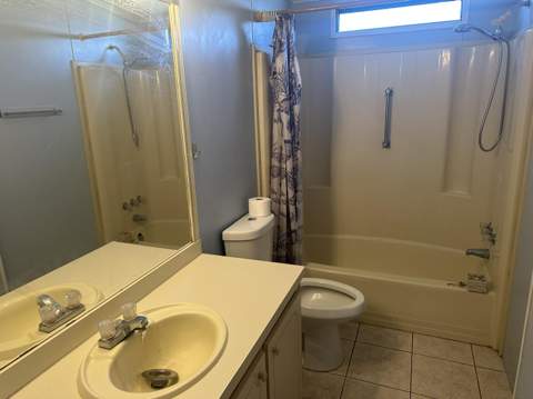 5591 Hemingway Court #E-01, Fort Pierce FL - photo 10 of 12