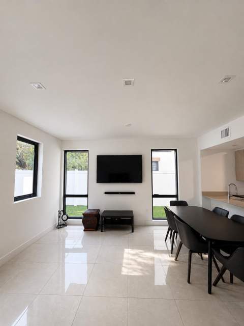 5531 W Oak Way, Fort Lauderdale FL - photo 6 of 26