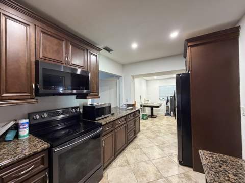 3082 Reo Lane, Palm Springs FL - photo 10 of 36