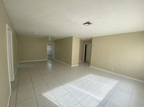3015 SW 2nd Street, Fort Lauderdale FL - photo 9 of 15