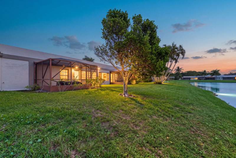 2 bedroom Villa at 18800 Haywood Terrace #7, Weitzer Sub 3, Boca Raton — photo 3