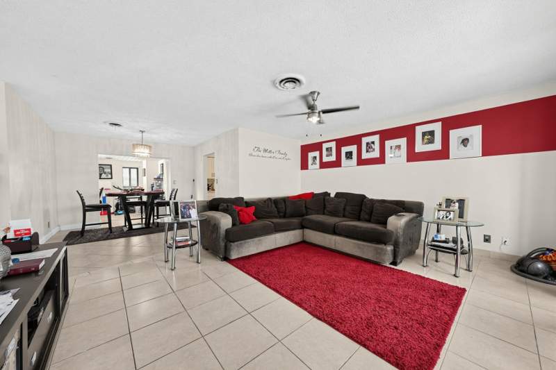 3 bedroom Single Family Residence at 761 NW 65th Avenue, Margate Sixth Add Sec Five, Margate — photo 3
