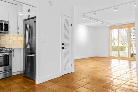 139 Sunrise Avenue #107, Palm Beach FL - photo 12 of 58