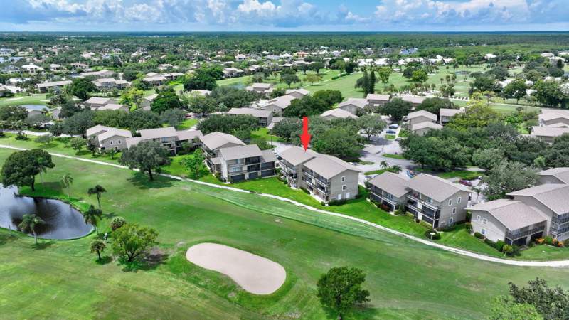 2 bedroom Condominium at 18449 SE Wood Haven Lane #E, Riverbend Condo, Jupiter — photo 3