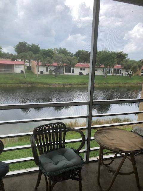 160 Lake Frances Drive, West Palm Beach FL - photo 8 of 23