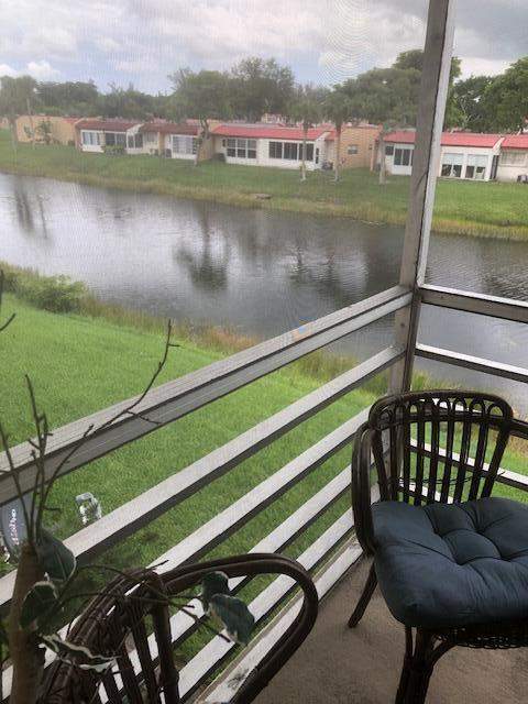 160 Lake Frances Drive, West Palm Beach FL - photo 16 of 23