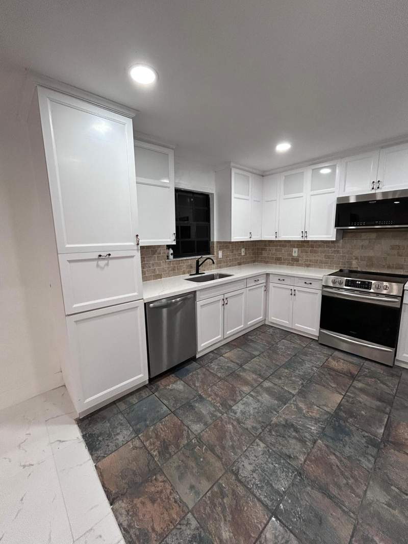 2 bedroom Single Family Residence at 6105 Birch Drive, Indian River Estates Unit 8, Fort Pierce — photo 5