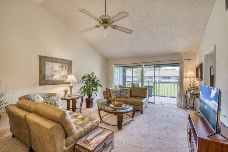 2 bedroom Condominium at 6275 SE Charleston Place #B203, Charleston on the Green at Heritage Ridge, Hobe Sound — photo 3
