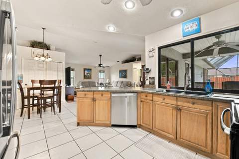 1980 SW Aguero Street, Port St. Lucie FL - photo 13 of 44