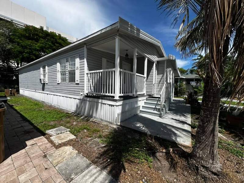 3 bedroom Manufactured Home at 115 NE 52nd Street, Highland Village, Pompano Beach — photo 5