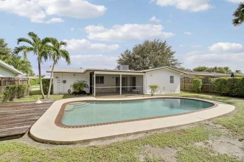 313 Balsam Street, Palm Beach Gardens FL - photo 22 of 28