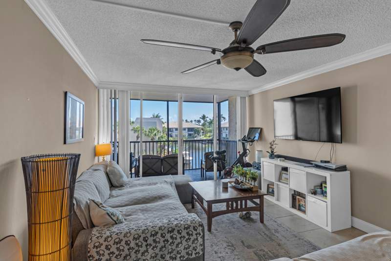 1 bedroom Condominium at 6 Royal Palm Way #307, Boca Bayou Condo, Boca Raton — photo 3