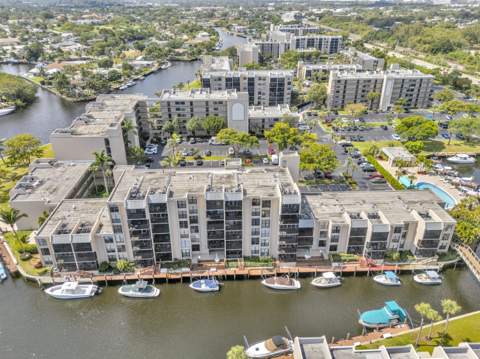 6 Royal Palm Way #307, Boca Raton FL - photo 10 of 13
