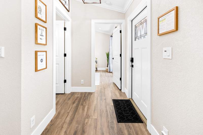 2 bedroom Townhouse at 1672 Hawthorne Place, Sugar Pond Manor Of Wellington, Wellington — photo 4