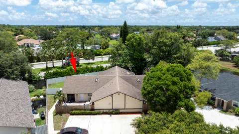 1672 Hawthorne Place, Wellington FL - photo 17 of 24