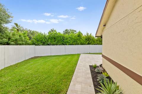 1672 Hawthorne Place, Wellington FL - photo 18 of 24