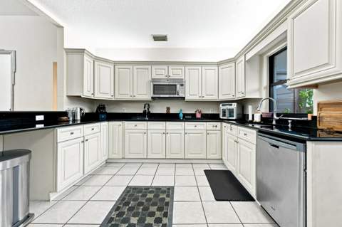 12871 La Rochelle Circle, Palm Beach Gardens FL - photo 14 of 53