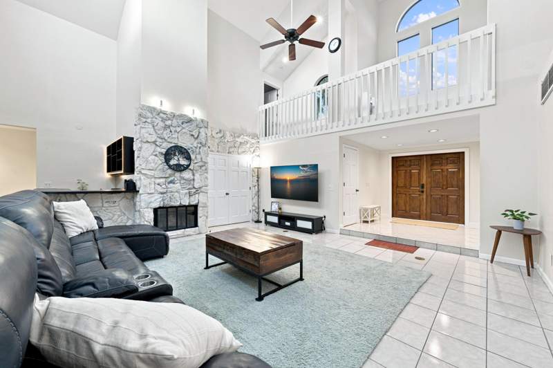 5 bedroom Single Family Residence at 12871 La Rochelle Circle, Frenchmens Landing Plat 3, Palm Beach Gardens — photo 5