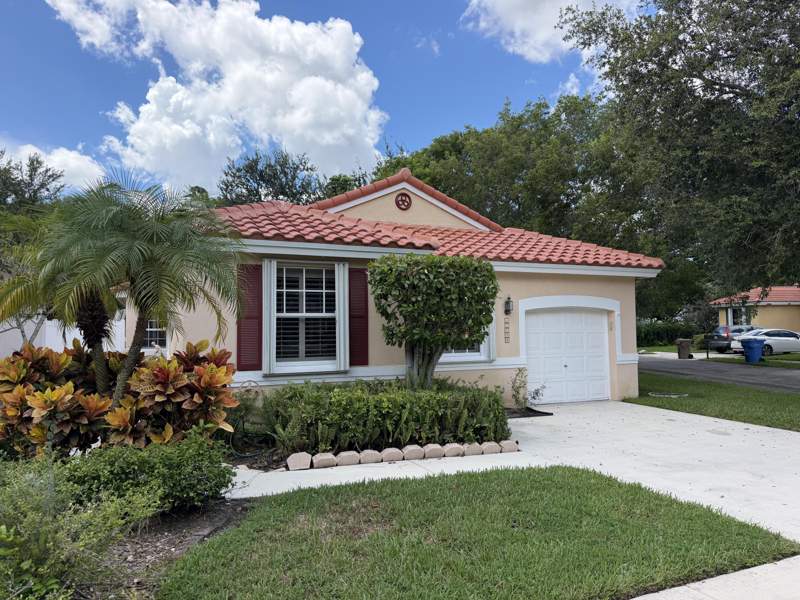3 bedroom Single Family Residence at 15298 SW 49th Street, Regency, Davie — photo 2