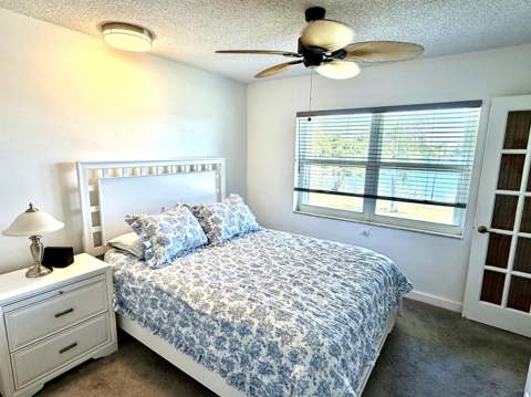 960 Crystal Lake #206, Deerfield Beach FL - photo 11 of 16