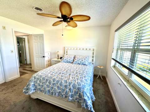 960 Crystal Lake #206, Deerfield Beach FL - photo 12 of 16